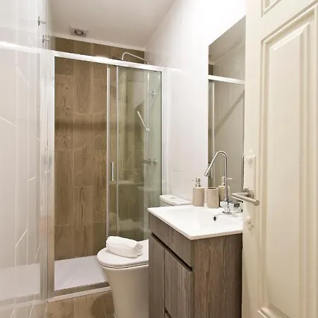 Fine Art Center Апартаменты