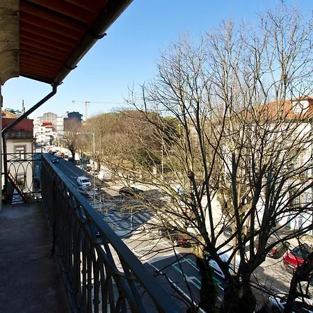 Fine Art Center Apartament