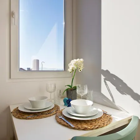 Fine Art Center Apartament *