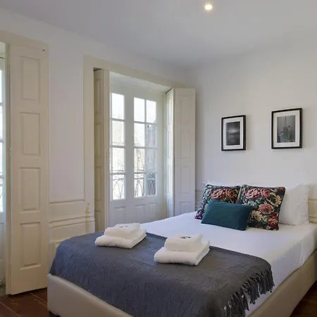 Apartament Fine Art Center *