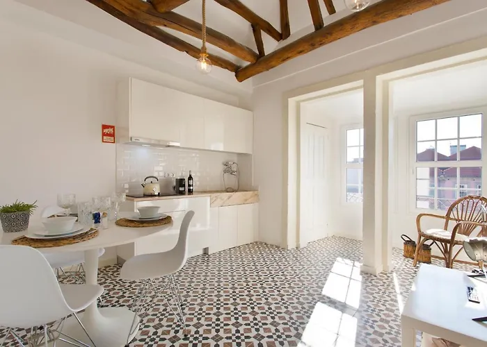 Fine Art Center Apartment Porto