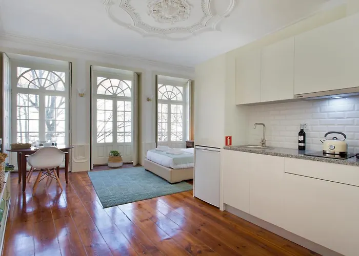 شقة Fine Art Center