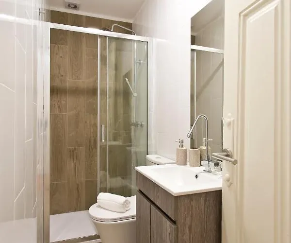 Fine Art Center Apartment