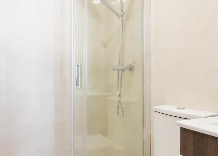 شقة Fine Art Center